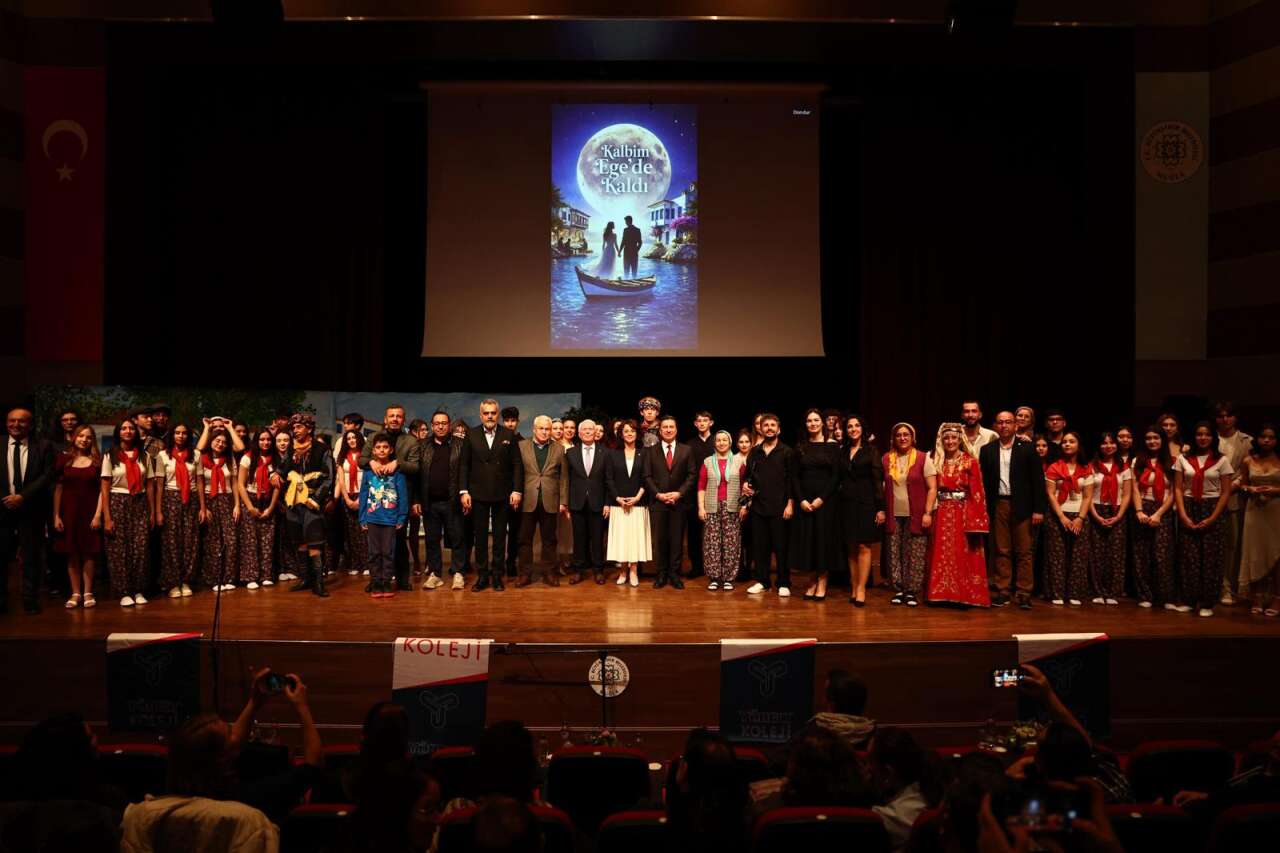 Yönelt Koleji’nden Sanat Dolu Gece: “Kalbim Ege’de Kaldı” Büyük Beğeni Topladı 11